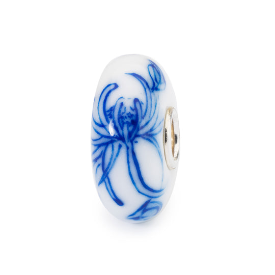 Chrysanthemum Brush Bead by Trollbeads. Classic Beads.