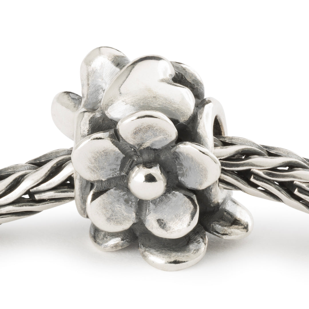 Heartfelt Bloom Bead by Trollbeads. Classic Beads.