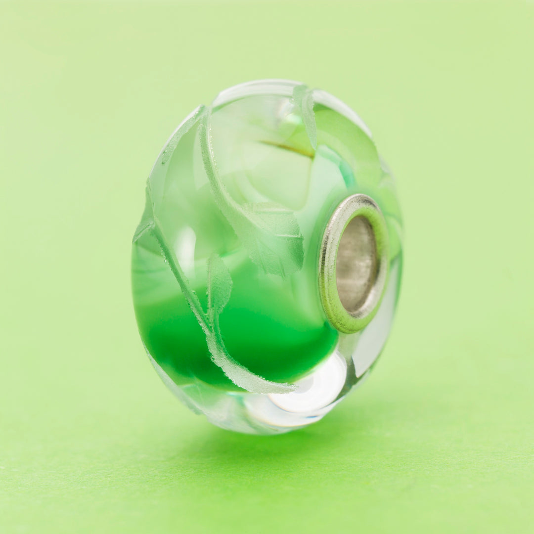 Lime Leaves Bead by Trollbeads. Classic Beads.