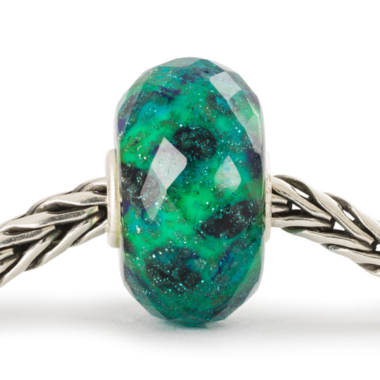 Emerald Moments Bead by Trollbeads. Faceted Beads.