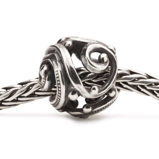 Flow by Trollbeads. Classic Beads.