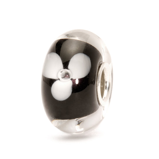 White Flower Bead by Trollbeads. Classic Beads.