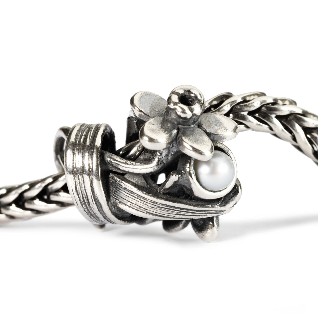 Daffodil of March by Trollbeads. Classic Beads.