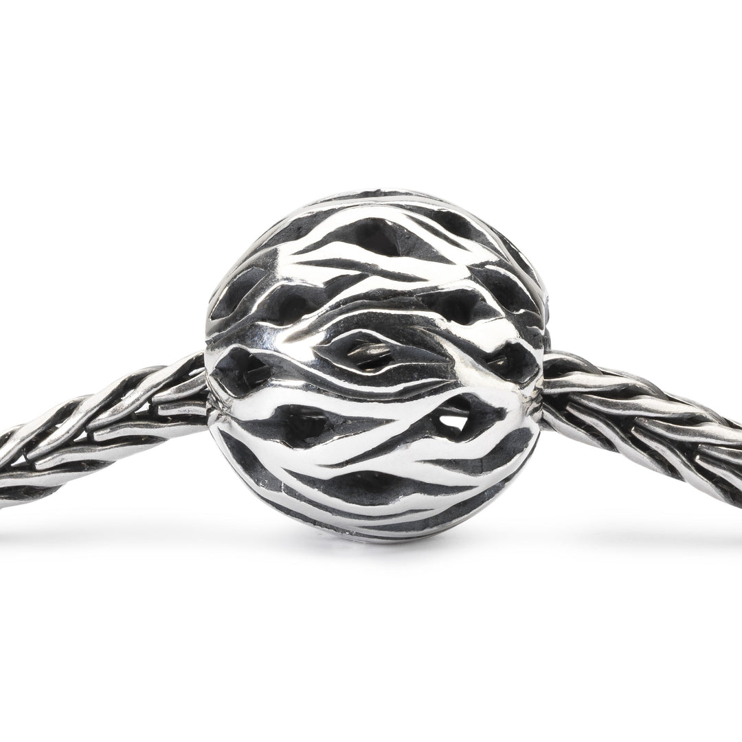 Momentum by Trollbeads. Classic Beads.