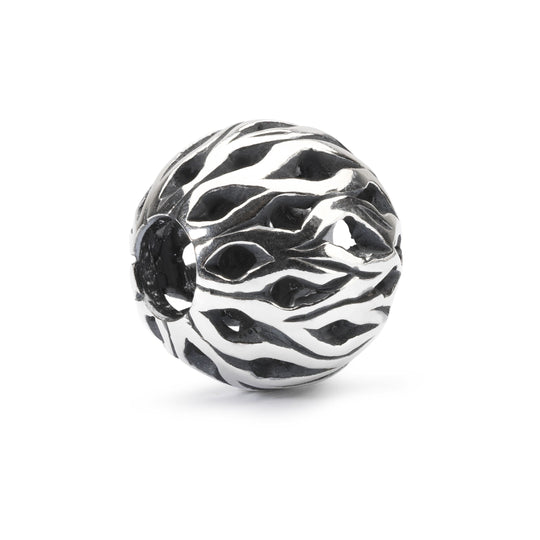 Momentum by Trollbeads. Classic Beads.