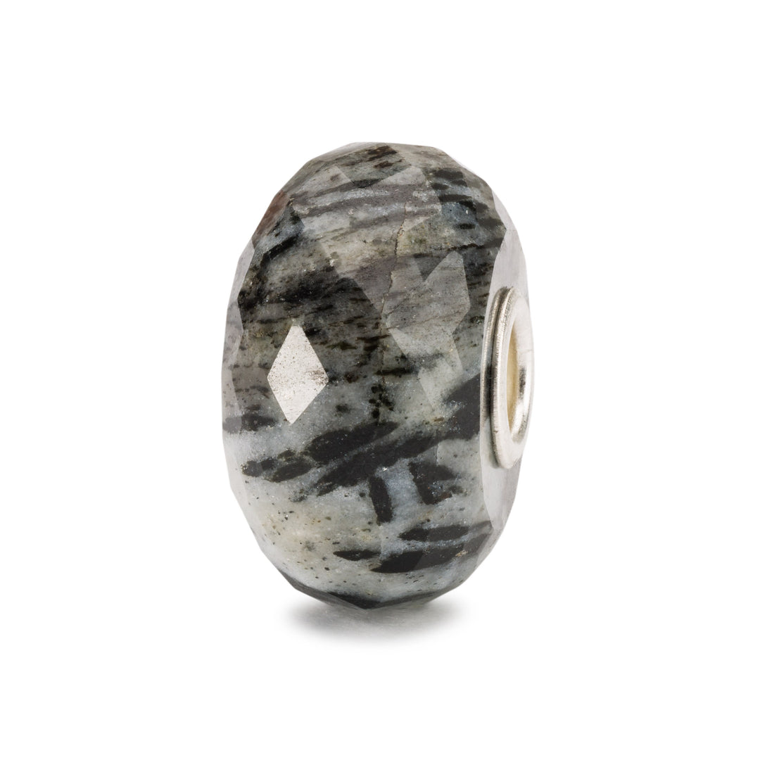 Hornblende by Trollbeads. Faceted Beads.