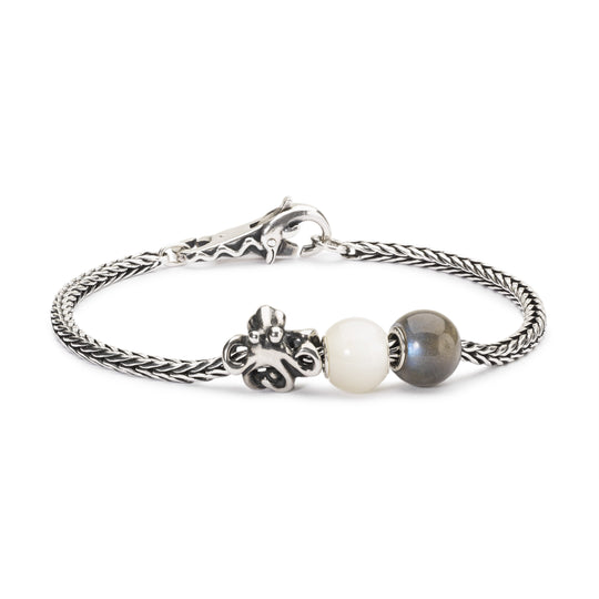 Round White Moonstone by Trollbeads. Classic Beads.