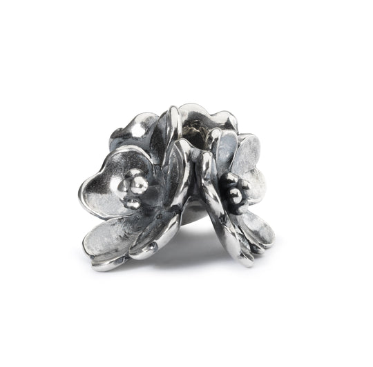 Apple Blossom by Trollbeads. Classic Beads.